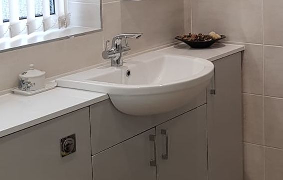 bathroom-washbasin