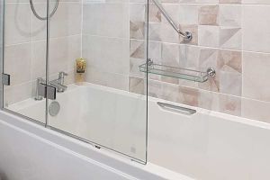 Modernised Bathroom – Easy Access Bath